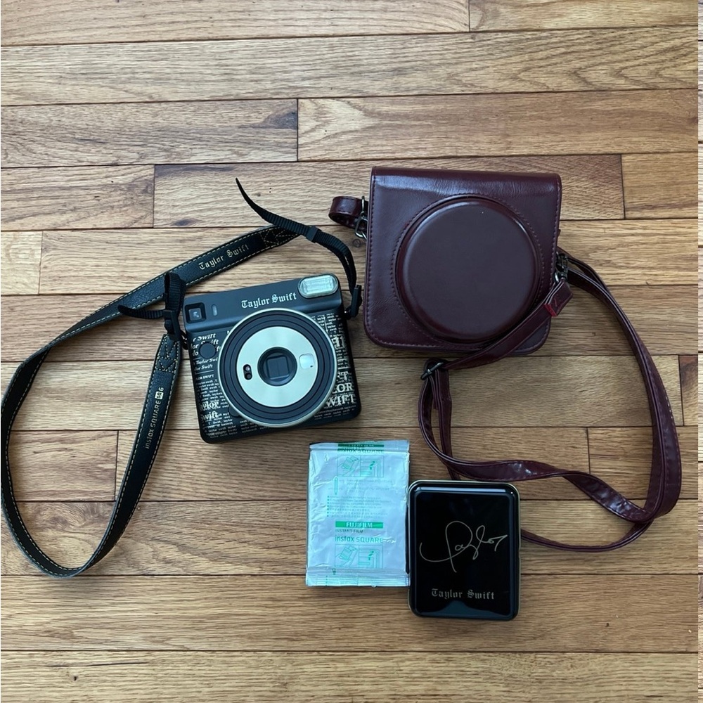 Taylor Swift Edition Fugifilm Instax Square SQ6 - Instant Film Camera
